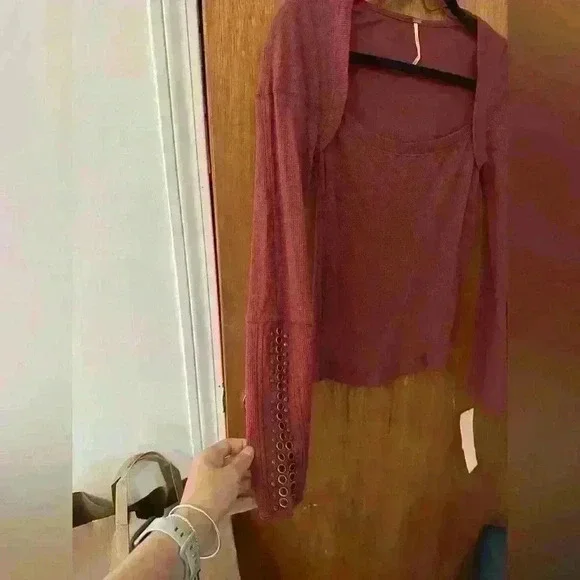 Free People A Little Unruly Top in Red Jasper Size Small - Picture 7 of 10